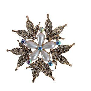 Mint Snowflake Star Crystal Faux Pearl Pin Brooch